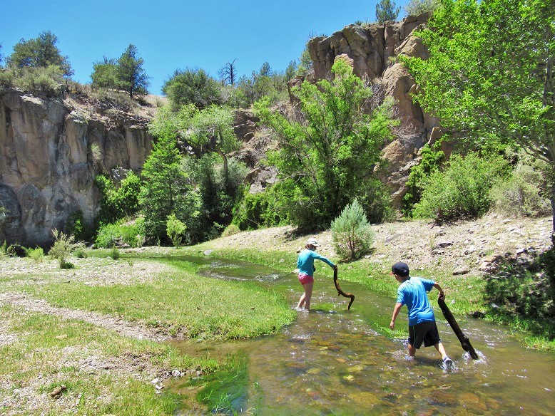 How a Vacation in the Outdoors at Geronimo Trail Guest Ranch can cure Nature Deficit Disorder